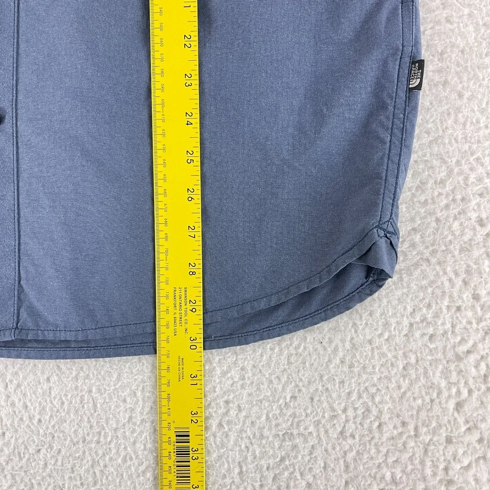 The North Face Button-Up Shirt Mens Size Large Blue‎ Short Sleeve Pocket Casual